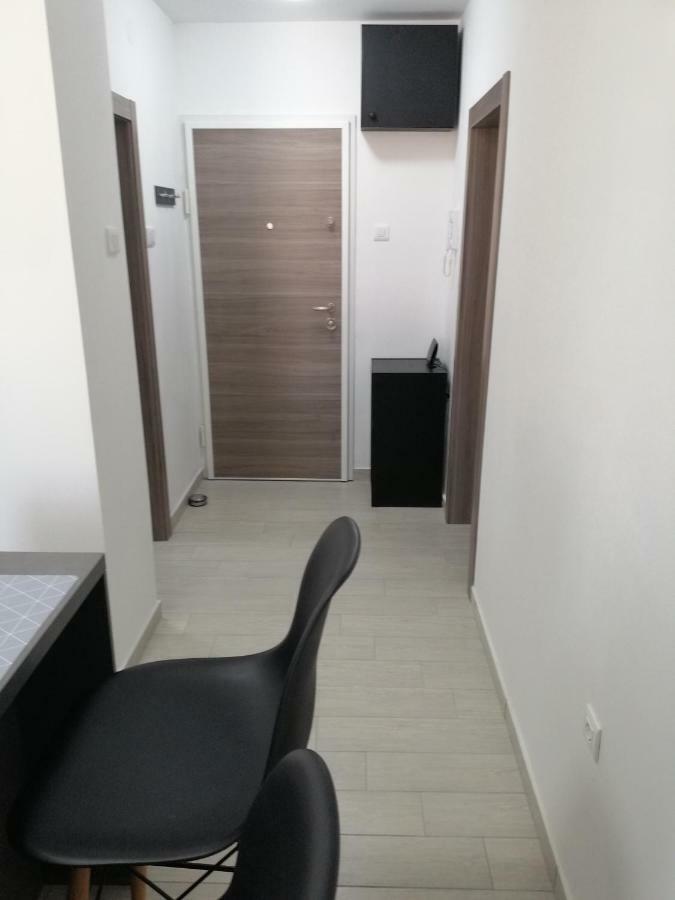 Studio Apartment Mila Pula Exterior foto